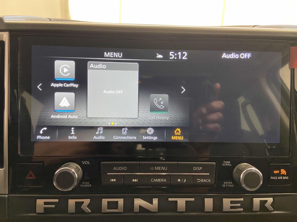 2025 Nissan Frontier SV - Photo 12