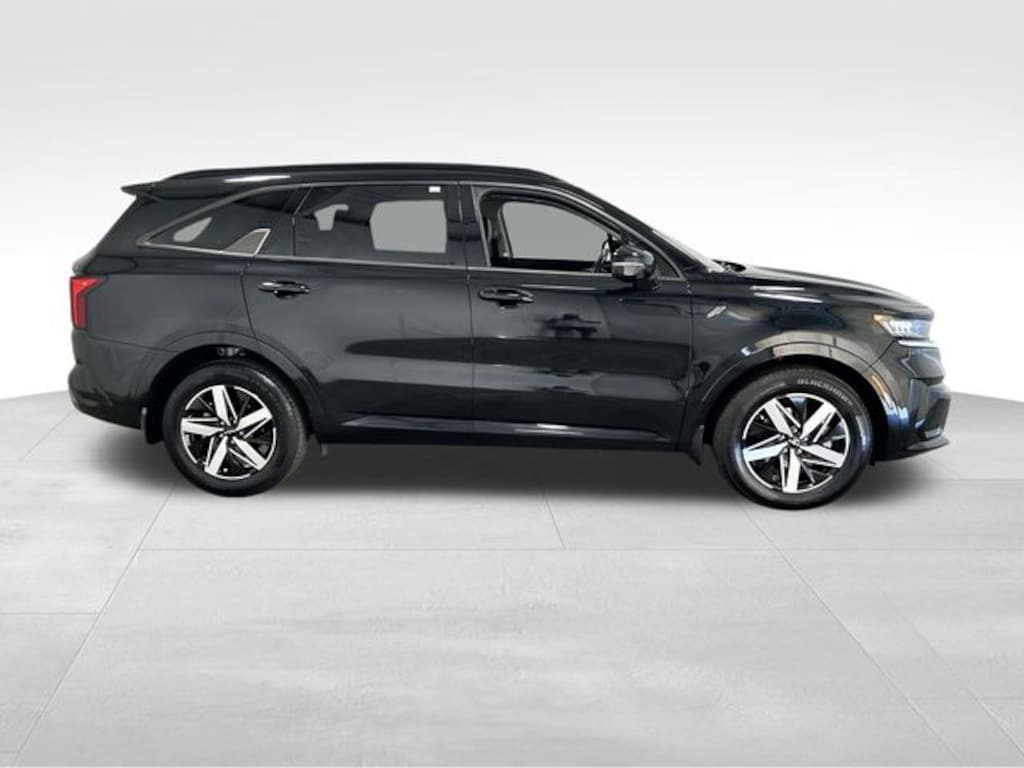 Used 2023 Kia Sorento S SUV