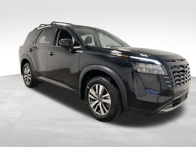 2026 Nissan Pathfinder SL 2WD's photo