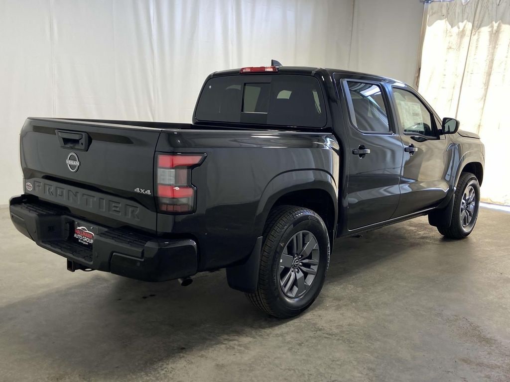 New 2025 Nissan Frontier SV Crew Cab