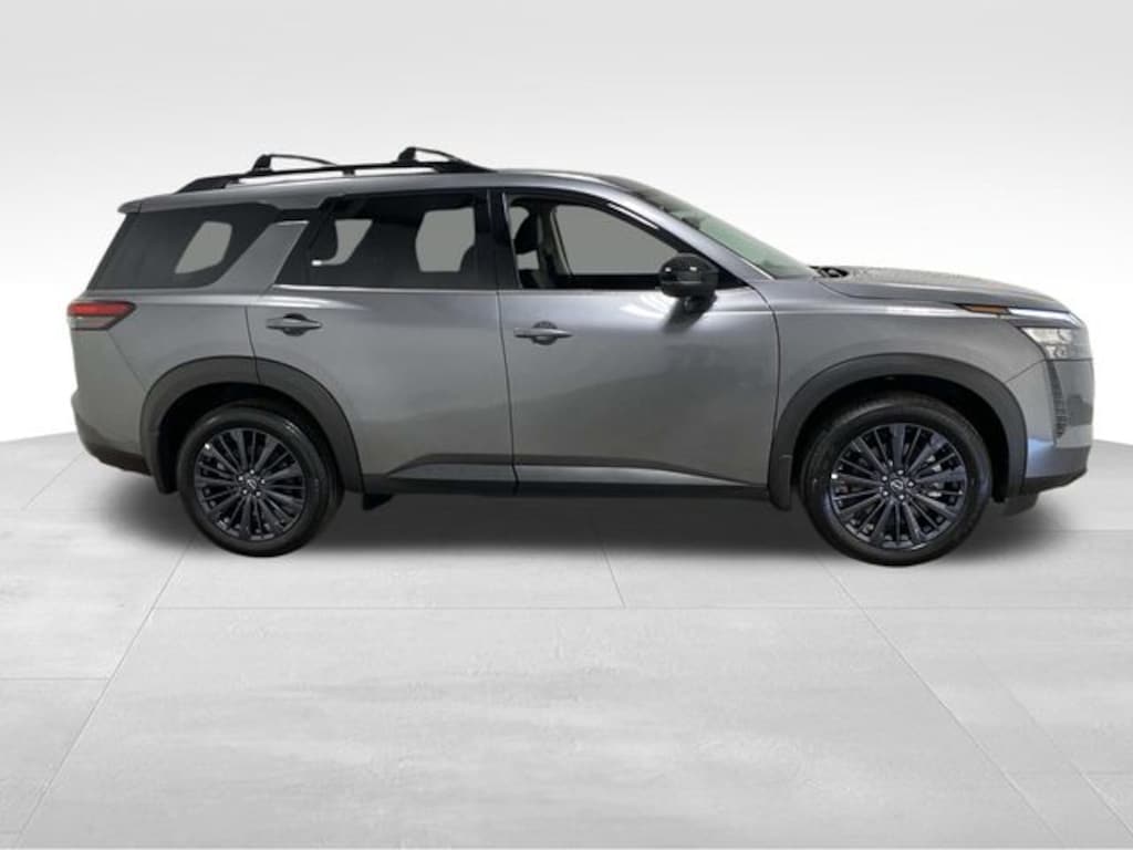 New 2026 Nissan Pathfinder SL SUV