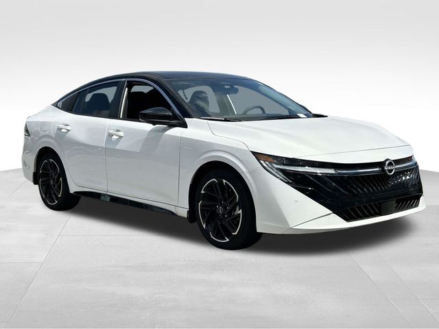 2026 Nissan Sentra SR CVT's photo