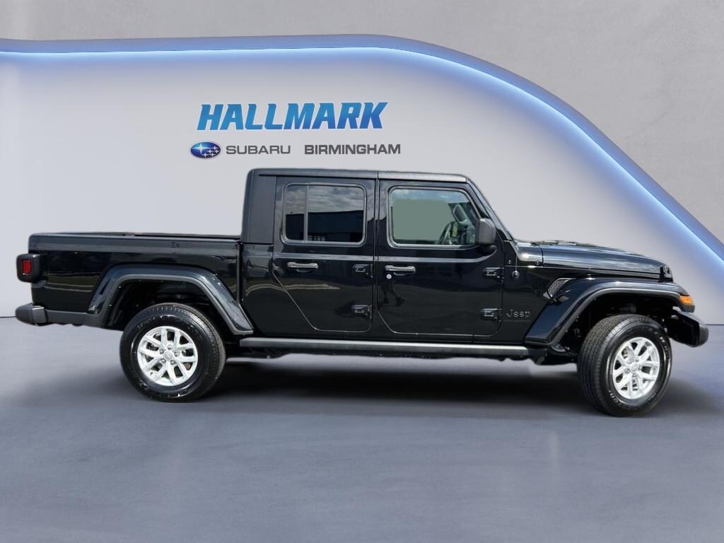 Used 2023 Jeep Gladiator Sport S Crew Cab
