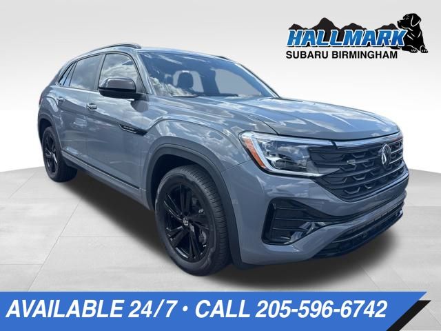 2026 Volkswagen Atlas Cross Sport 2.0T SEL R-Line 4MOTION's photo