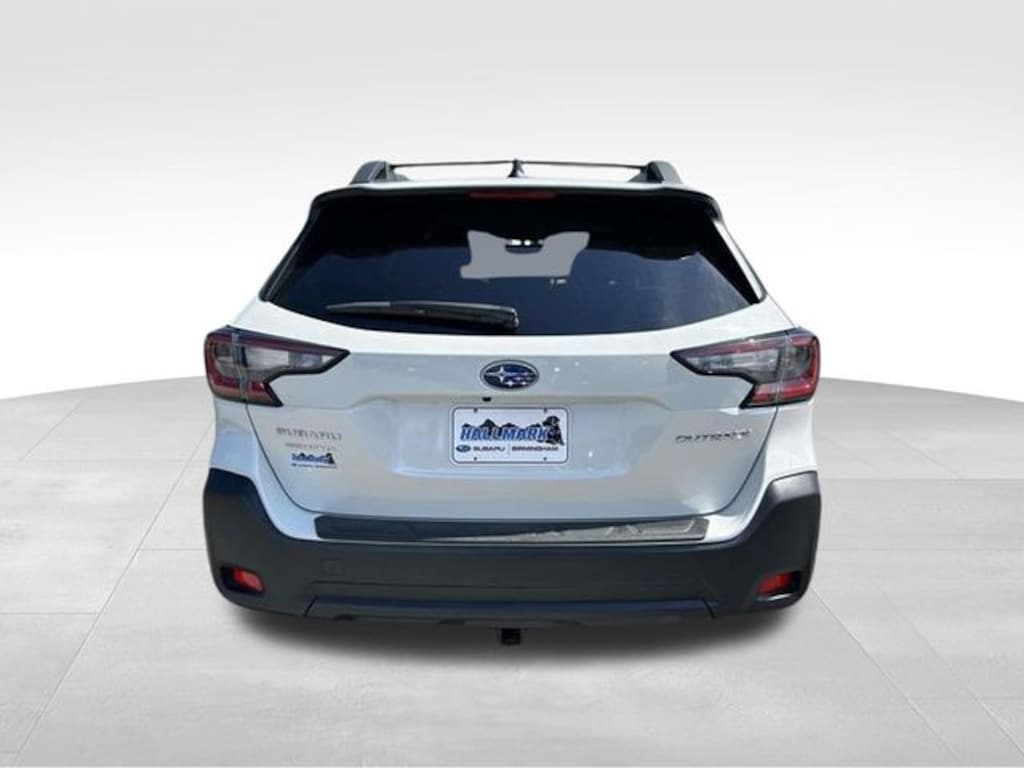 Used 2025 Subaru Outback Premium SUV