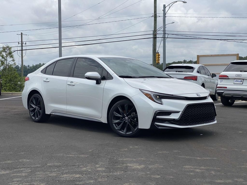Used 2025 Toyota Corolla Hybrid Hybrid SE Sedan