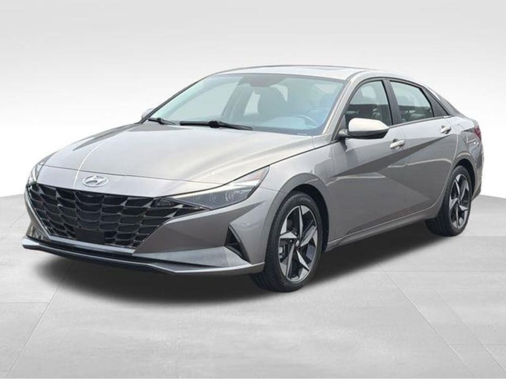 Used 2023 Hyundai Elantra Limited Sedan