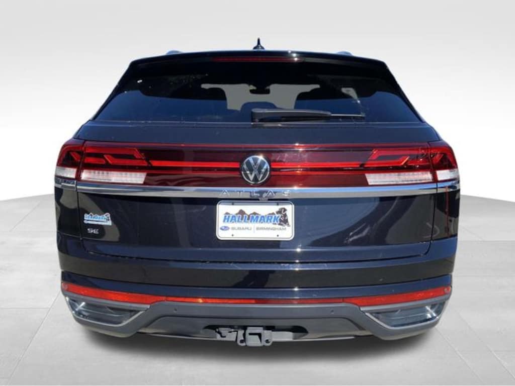 Used 2024 Volkswagen Atlas Cross Sport 2.0T SE w/Technology SUV