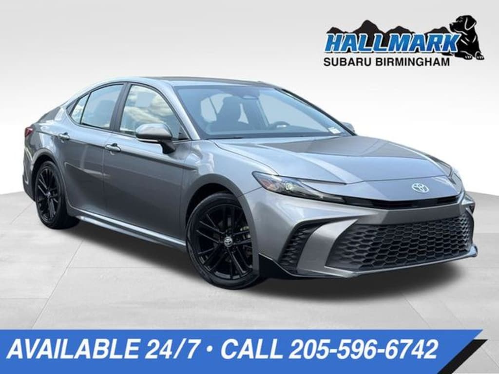 Used 2025 Toyota Camry SE Sedan