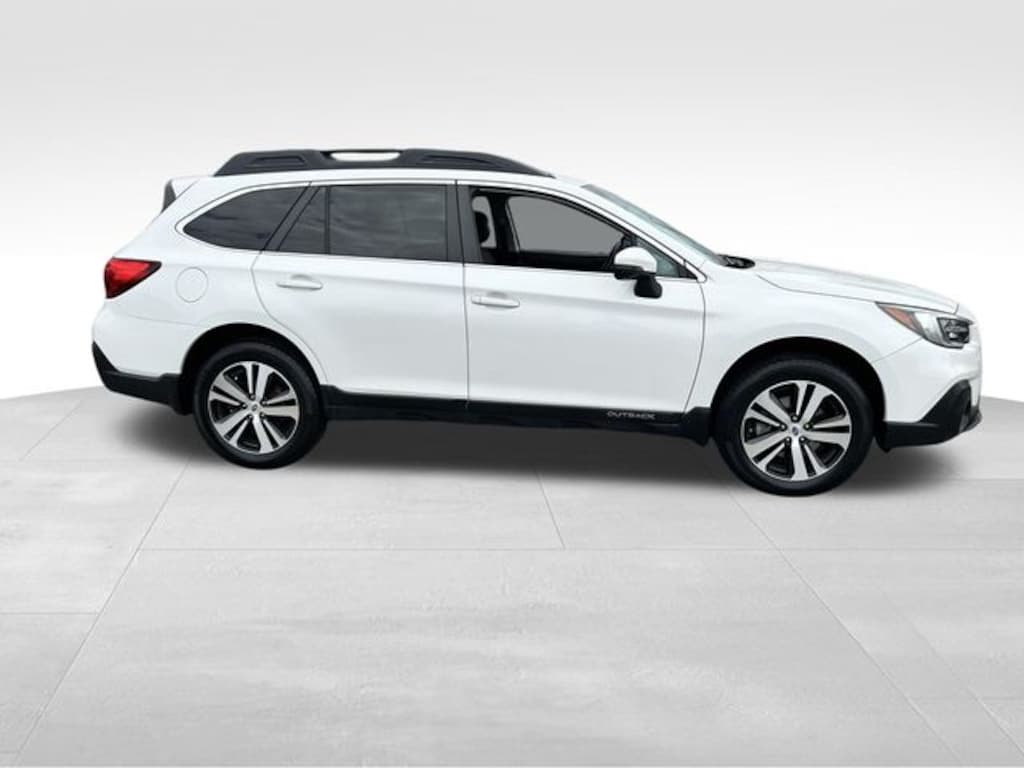 Used 2018 Subaru Outback 2.5i SUV