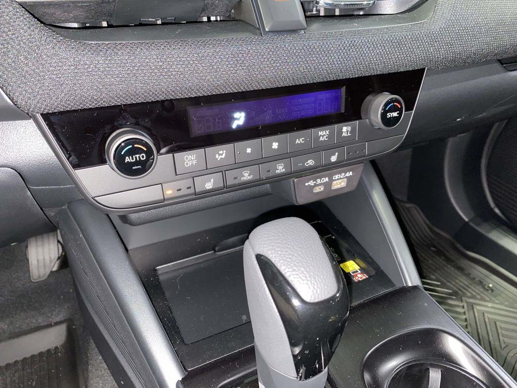 2026 Subaru Outback Premium - Photo 17