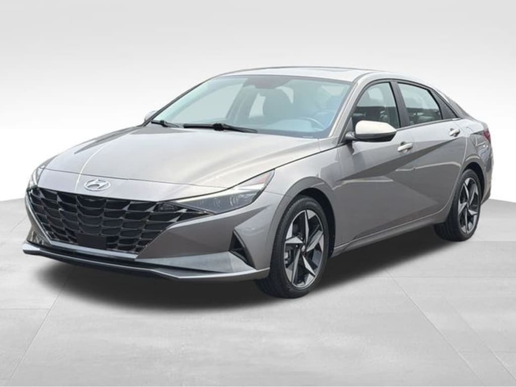 Used 2023 Hyundai Elantra Limited Sedan