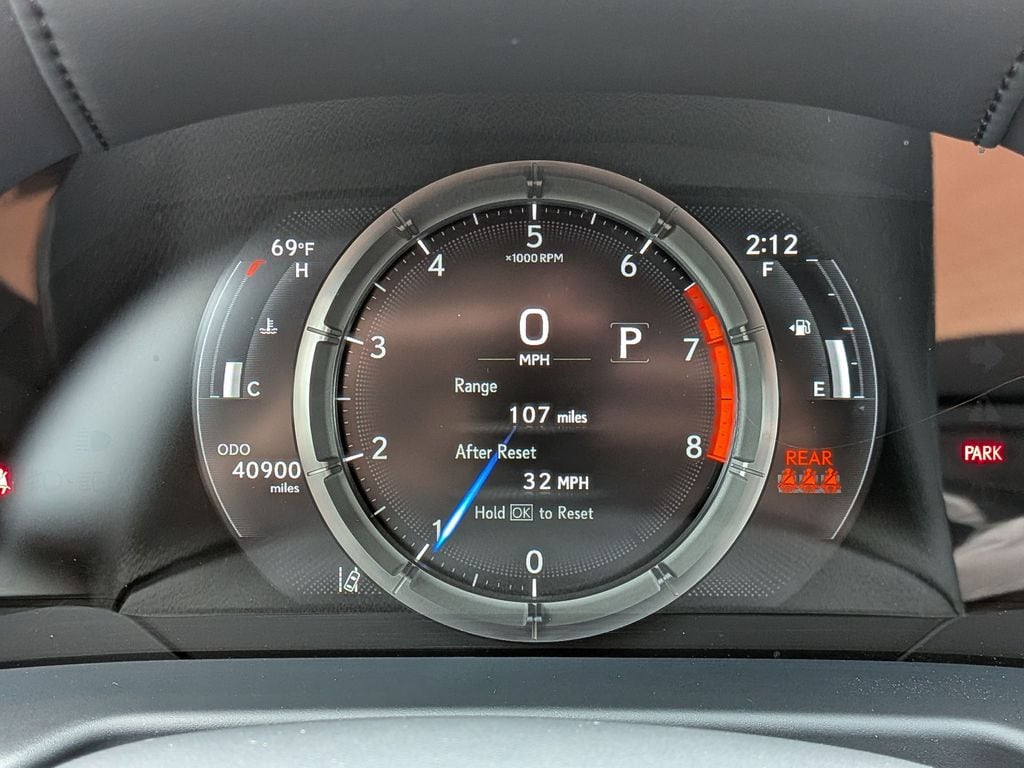 2021 Lexus ES F SPORT - Photo 11