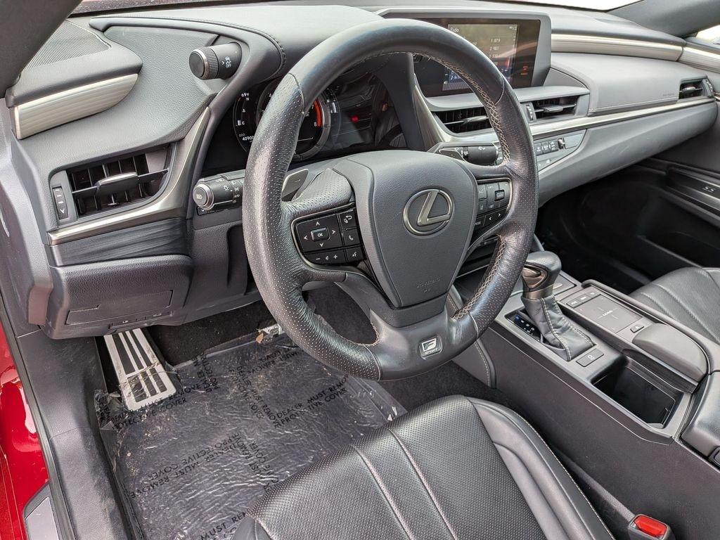 2021 Lexus ES F SPORT - Photo 10