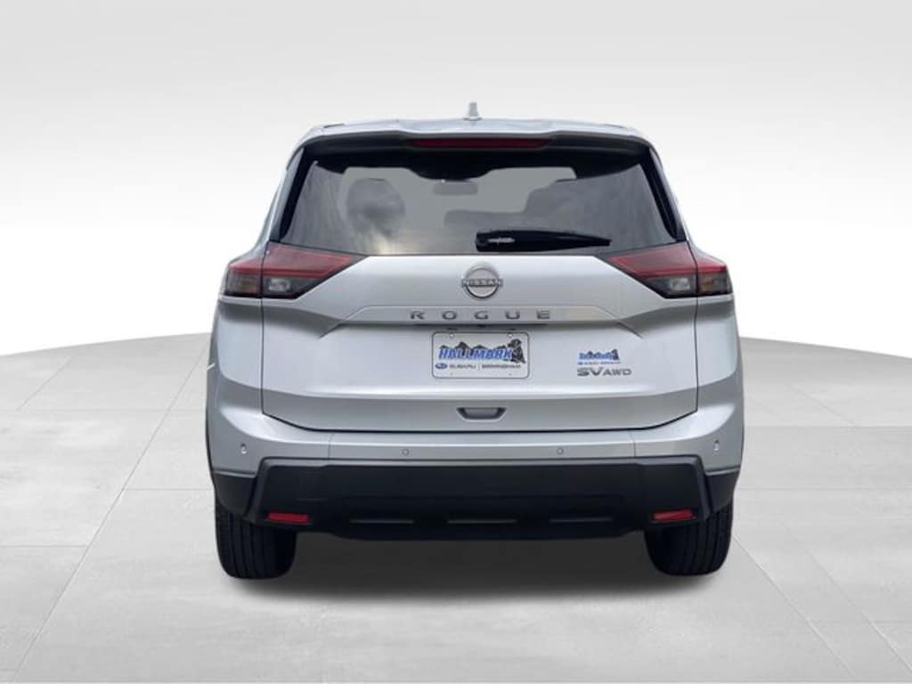 Used 2024 Nissan Rogue SV SUV