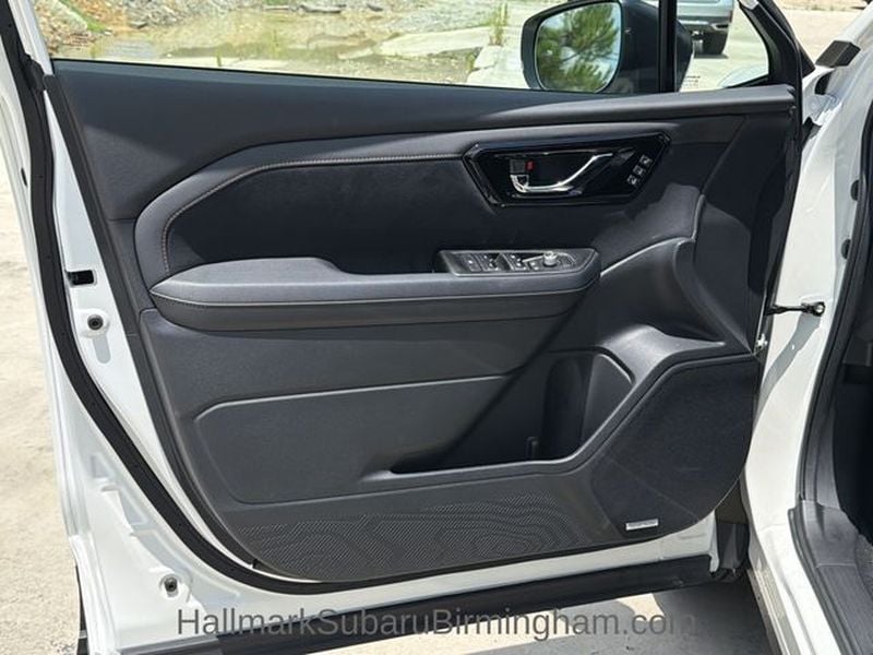 2026 Subaru Forester Touring - Photo 10