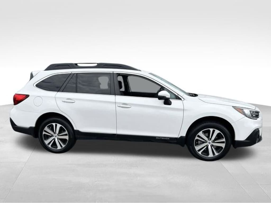 Used 2018 Subaru Outback 2.5i SUV