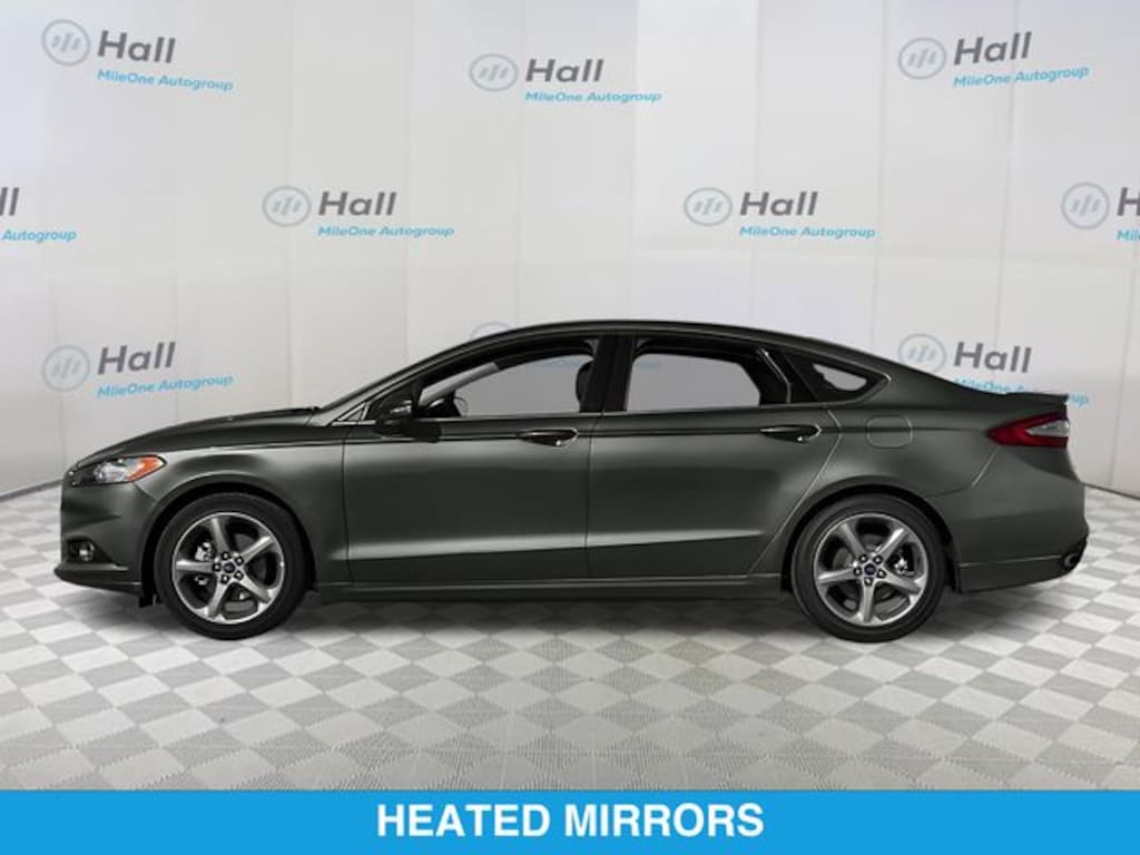 Used 2016 Ford Fusion SE Sedan