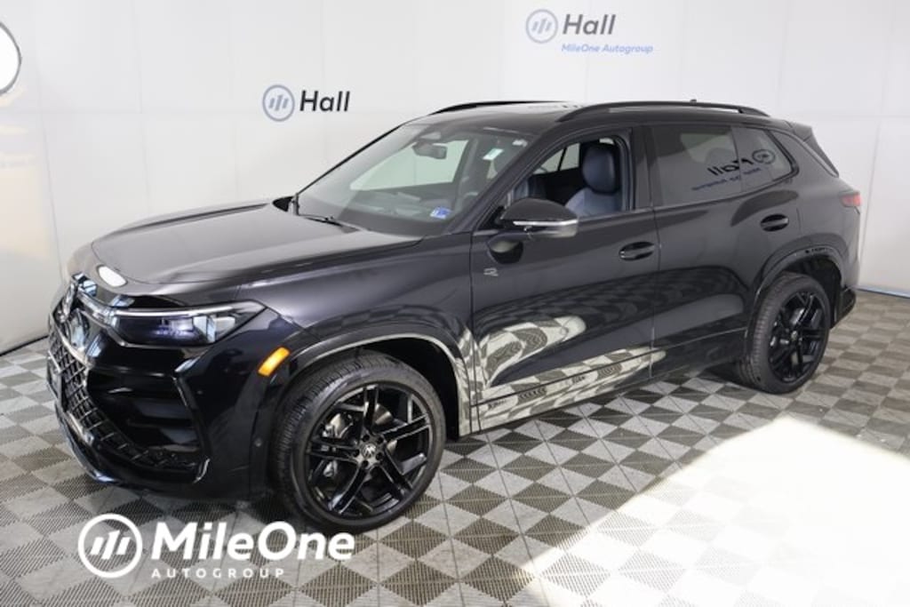 Used 2025 Volkswagen Tiguan 2.0T SE R-Line Black SUV