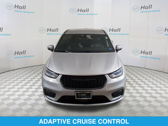 Used 2023 Chrysler Pacifica Hybrid Touring L Minivan/Van