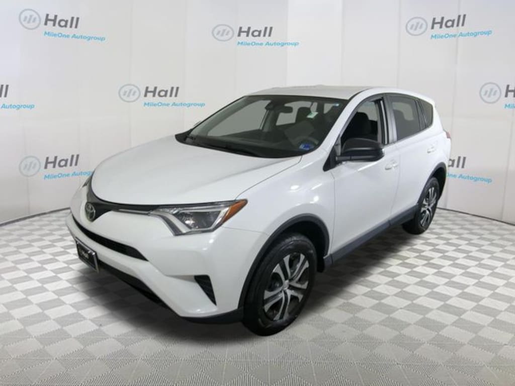 Used 2018 Toyota RAV4 LE SUV