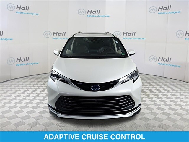 2021 Toyota Sienna Platinum