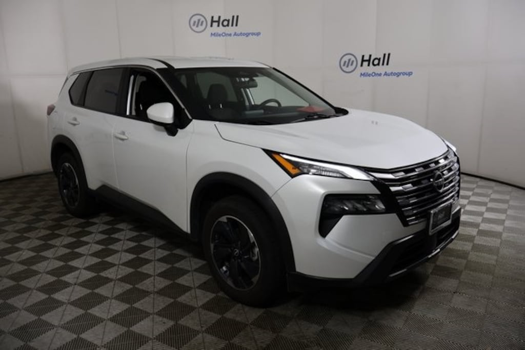 Used 2024 Nissan Rogue SV SUV