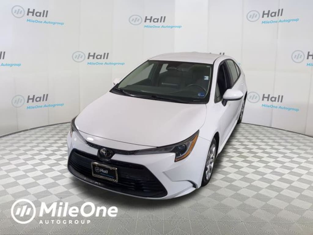 Used 2024 Toyota Corolla LE Sedan