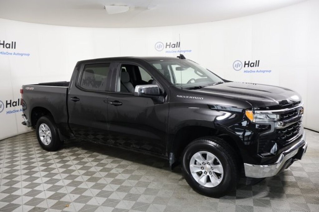 Used 2025 Chevrolet Silverado 1500 LT Truck