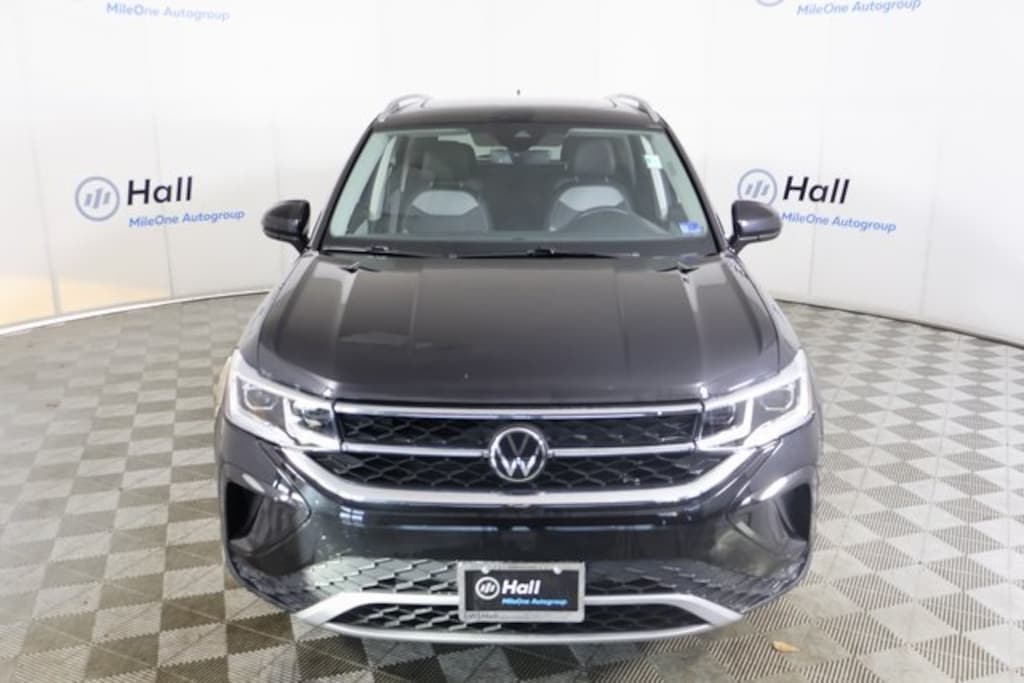 Used 2024 Volkswagen Taos 1.5T SEL SUV