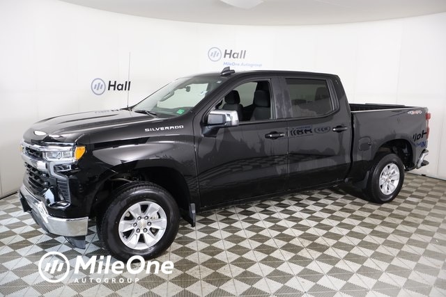 2025 Chevrolet Silverado 1500 LT's photo