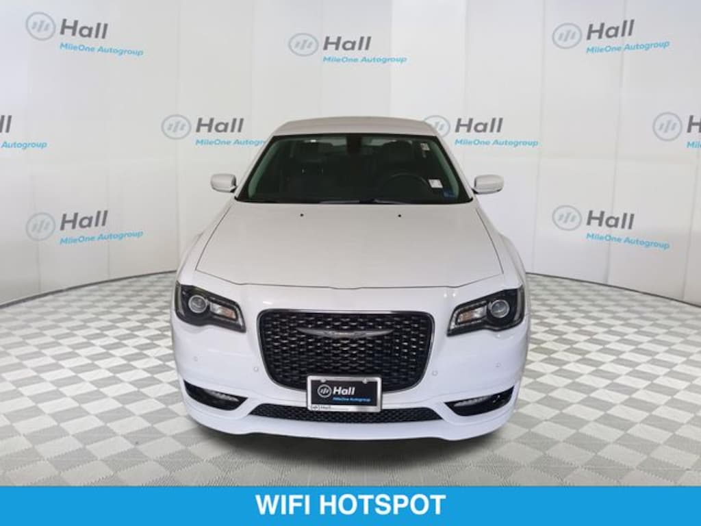 Used 2022 Chrysler 300 Touring Sedan