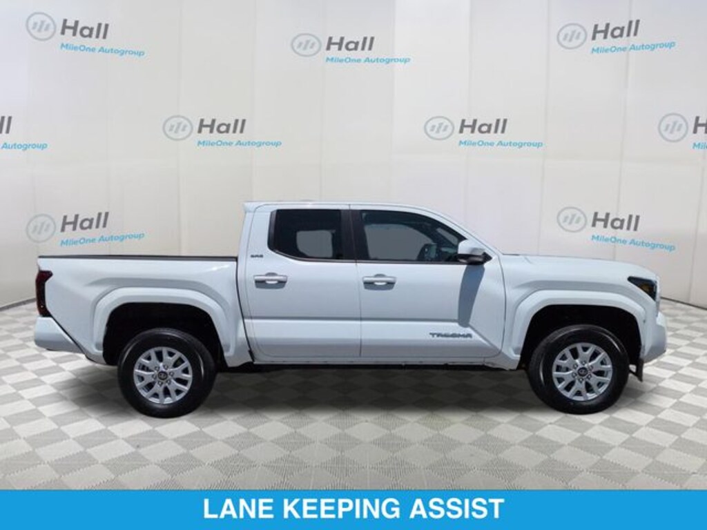 Used 2025 Toyota Tacoma SR5 Truck