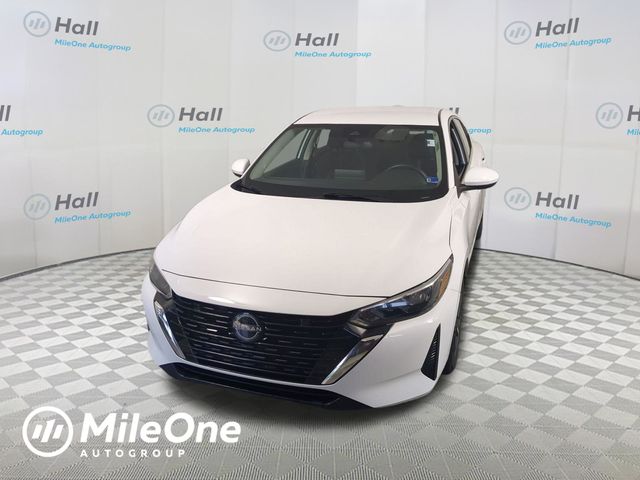 2024 Nissan Sentra's photo