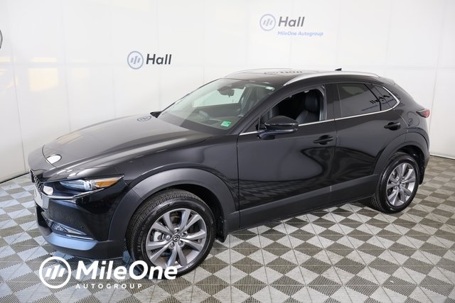 2025 Mazda CX-30 Premium's photo