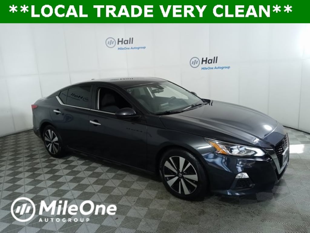 Used 2022 Nissan Altima 2.5 SV Sedan