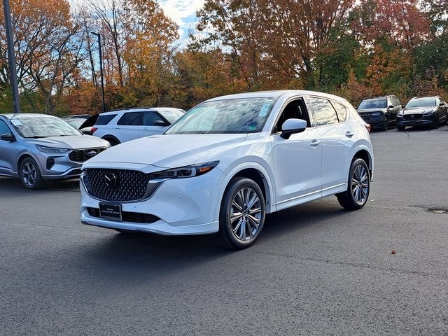 2025 Mazda CX-5 Turbo Signature's photo