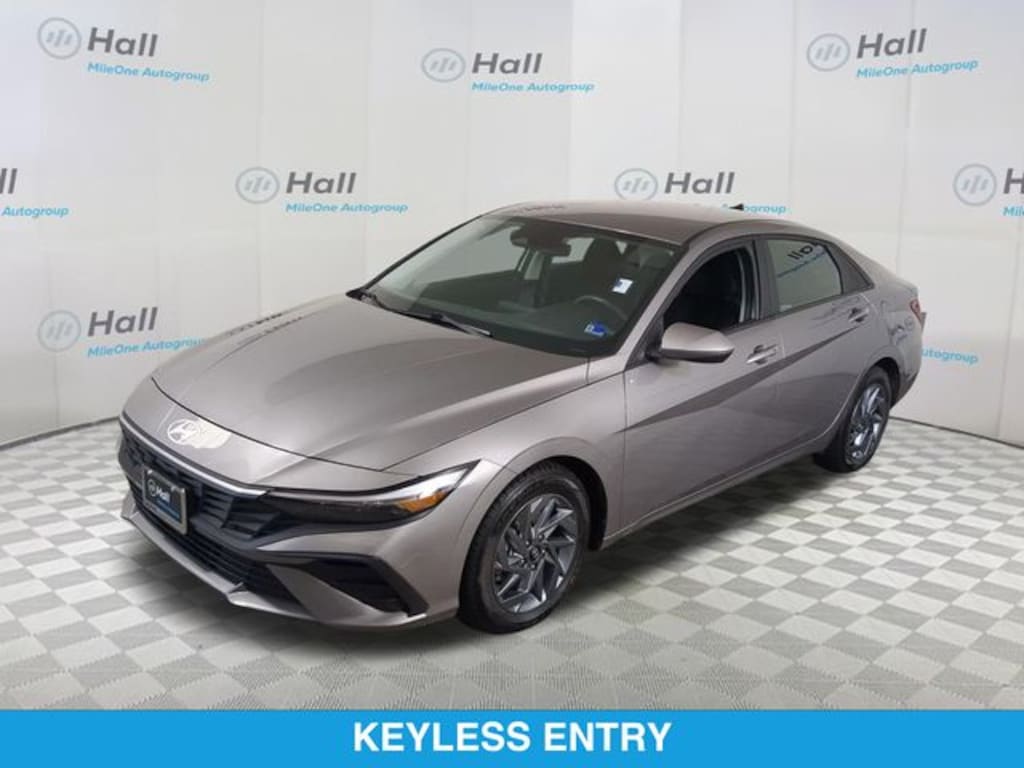 Used 2024 Hyundai Elantra SEL Sedan