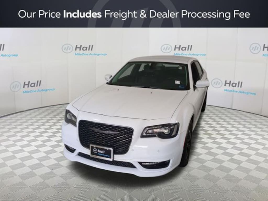 Used 2022 Chrysler 300 Touring Sedan