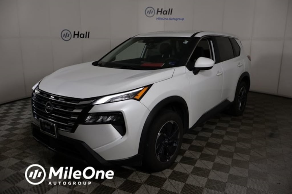 Used 2024 Nissan Rogue SV SUV