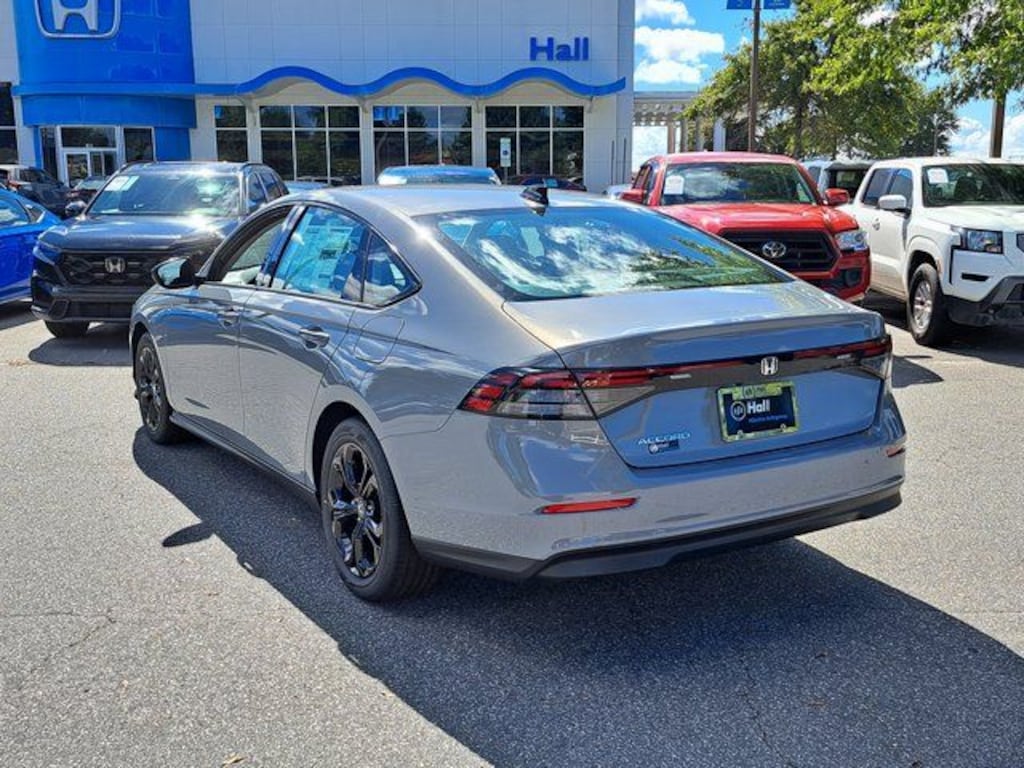 New 2025 Honda Accord SE Sedan