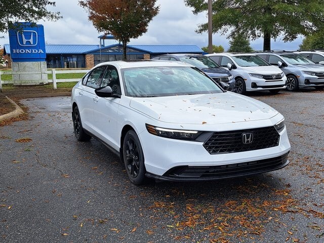 2025 Honda Accord 1.5T SE photo 2