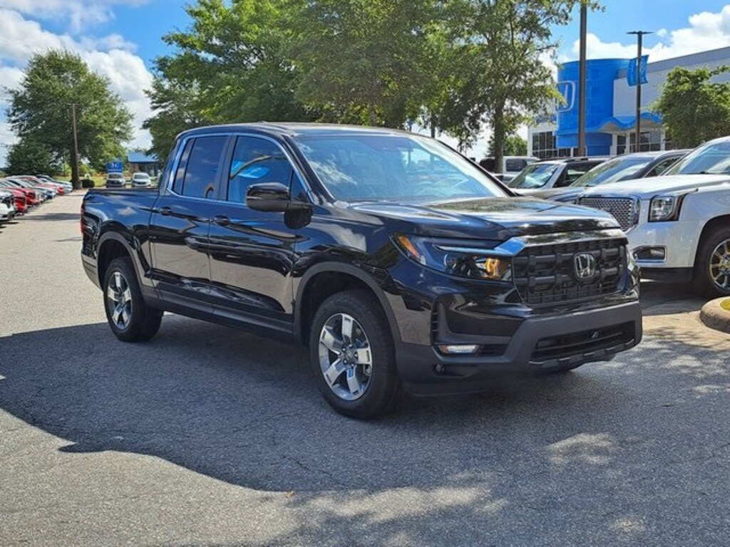 New 2025 Honda Ridgeline RTL Truck