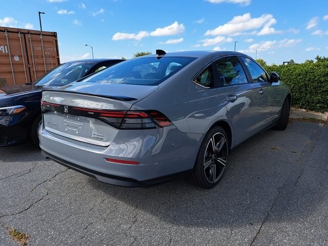 2025 Honda Accord Hybrid Sport photo 3