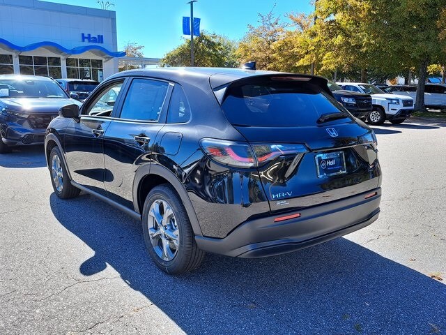 2026 Honda HR-V LX photo 3