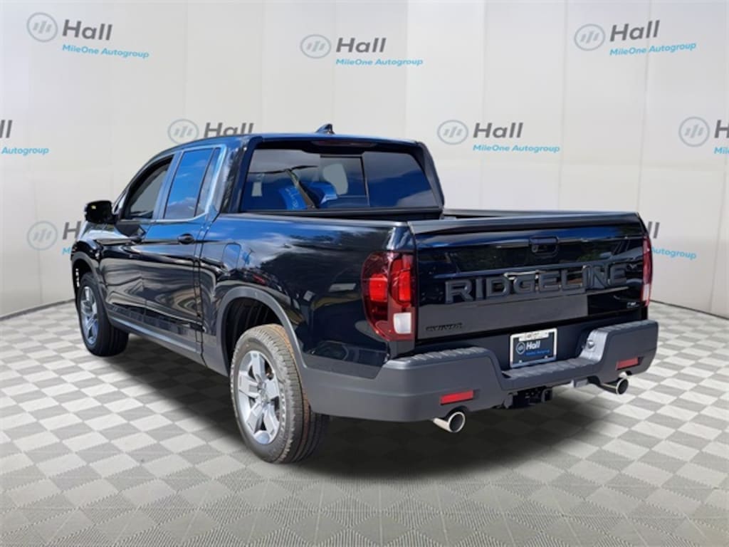 New 2025 Honda Ridgeline RTL Truck