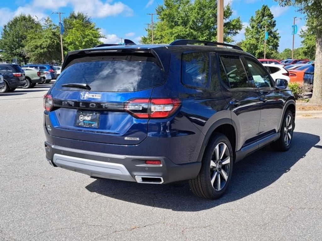 New 2025 Honda Pilot Touring SUV