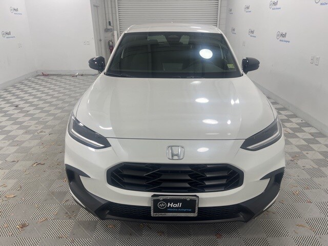 2025 Honda HR-V Sport photo 2