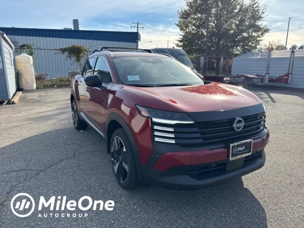 New 2026 Nissan Kicks SR SUV