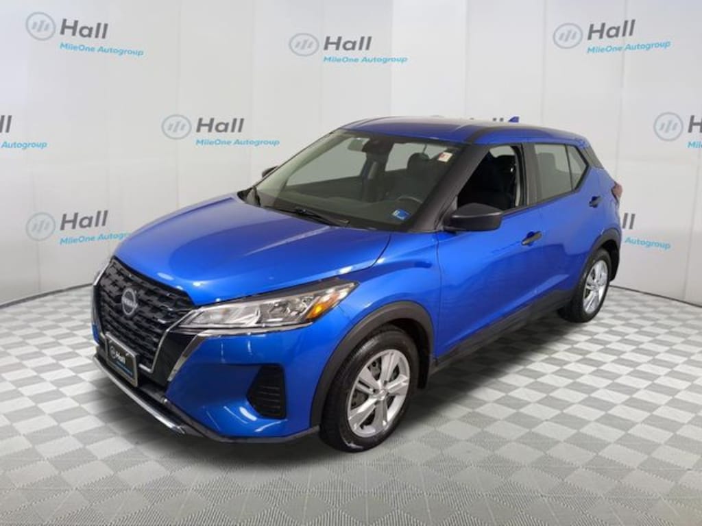 Used 2023 Nissan Kicks S SUV